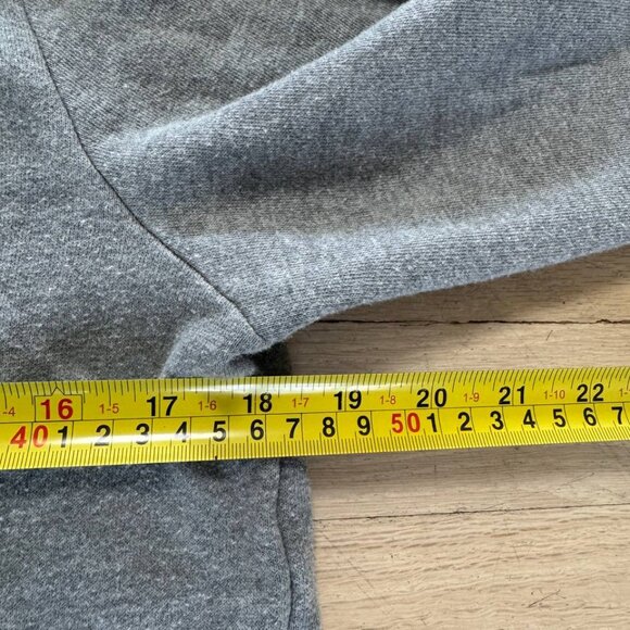 Grey Vans Marvel collab sweatshirt size small #CaptainAmerica #vans #marvel - Picture 4 of 6